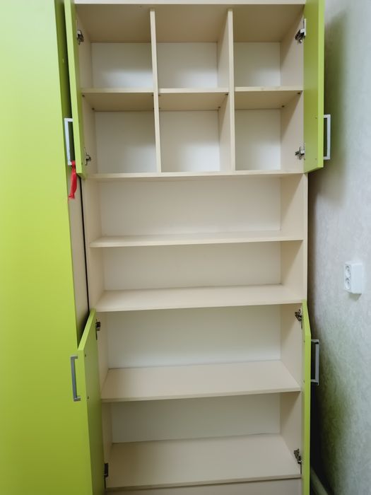 Продается шкаф в хорошем состоянии