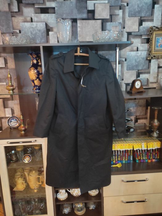 Продам верхнюю одежду