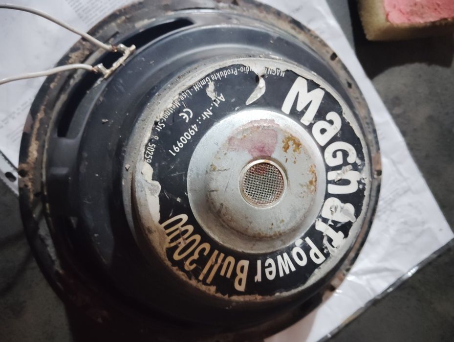 12 говорител работи много добре