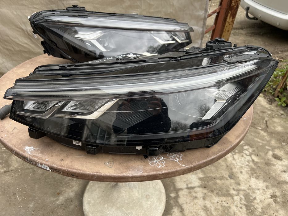 VW Passat B9 3J1 2024 Full LED ляв и десен фар