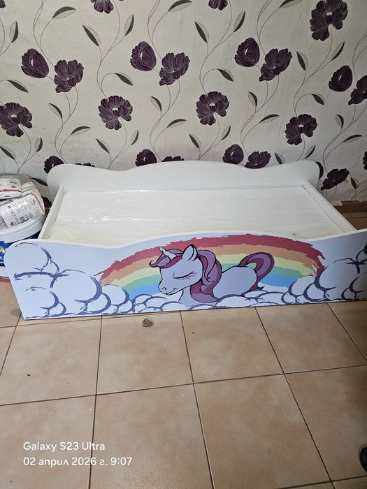 Чисто нови детски легла