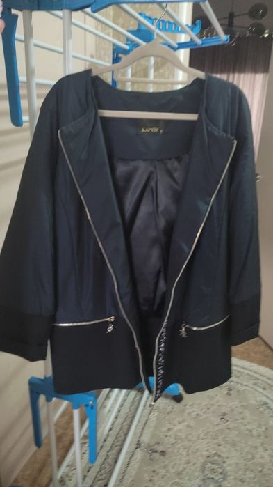 Пиджак куртка лёгкая со стразами