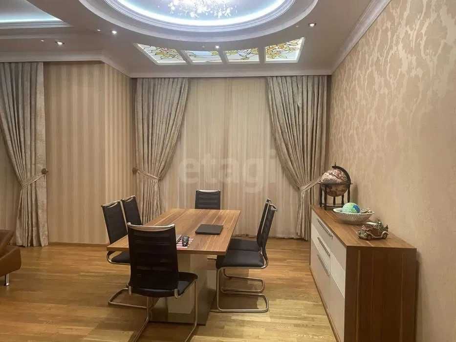 Вторичка мирабад подключ тарас Шевченко  Площадь: 183 м2 Чайкофф;