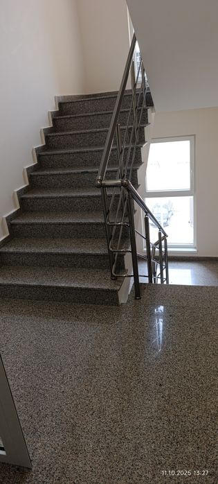 Продава се Тристаен апартамент в Севлиево - 97 кв.м за 1372 €/кв.м - Снимка #19