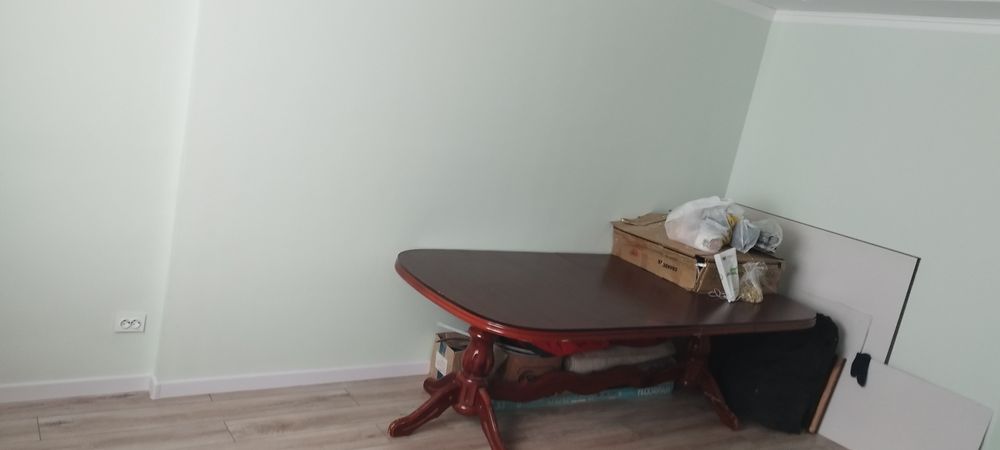 Стол сатылады 15000