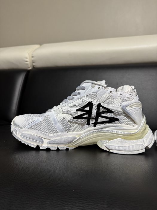 Balenciaga Runner White Grafitti