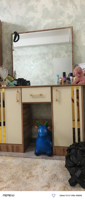 Сотилади шикаф тиримо 35000.0