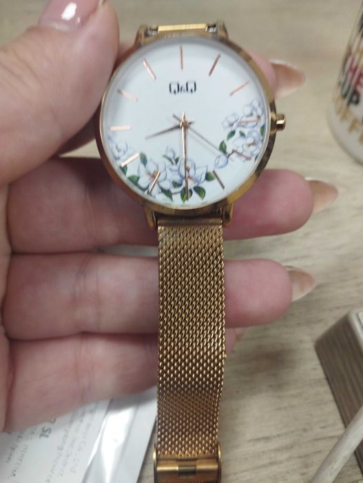 Дамски аналогов часовник Q&Q