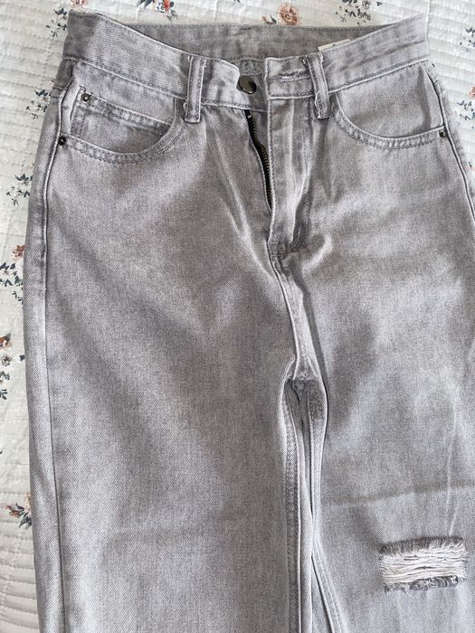 Продам джинсы женские