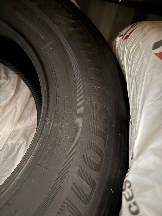 Продам шины Bridgestone