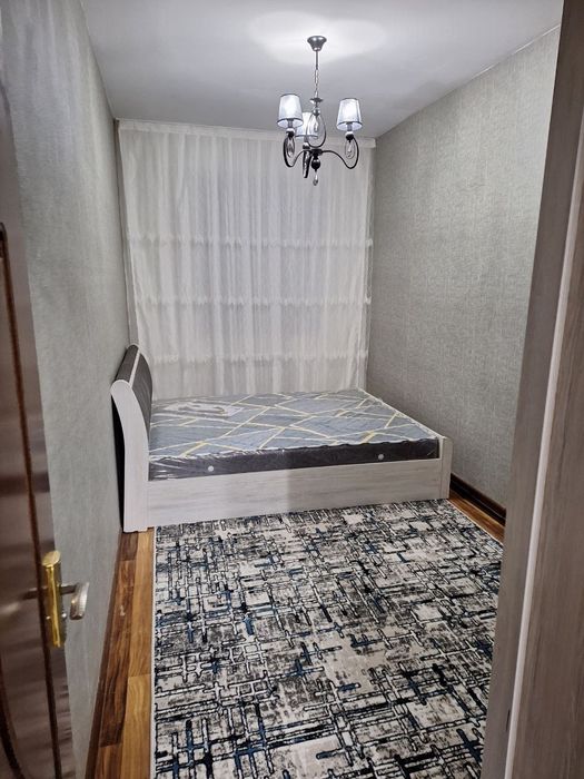 СРОЧНО продаётся!! 2в3 комн.,1 этаж на метро Хамза!