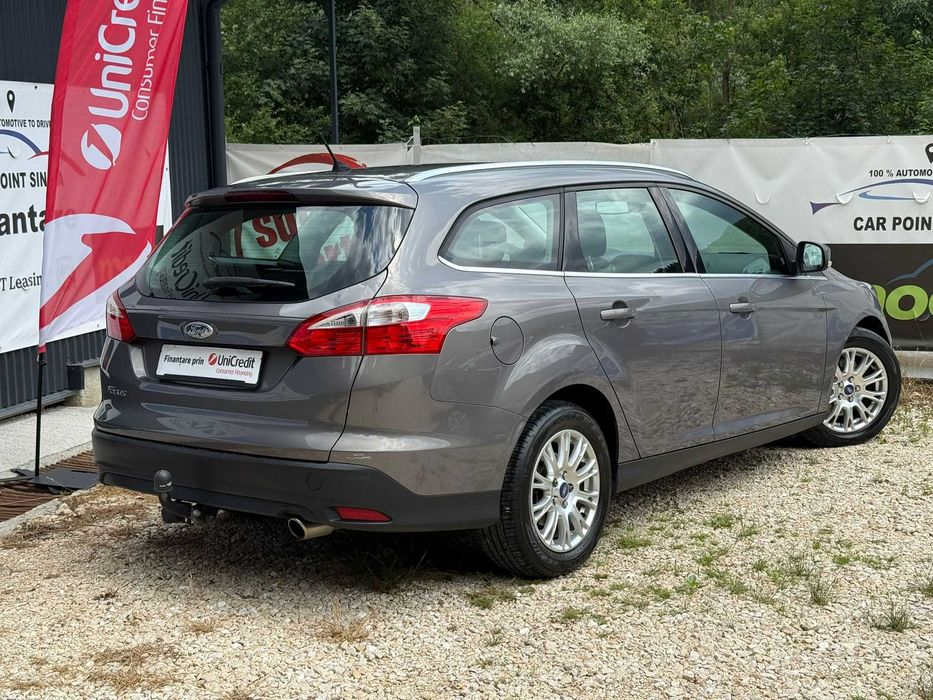 FORD Focus 2011 — imagine 25
