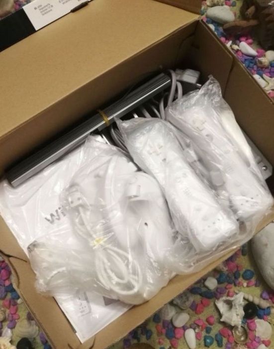 Конзола Nintendo Wii + 21 ТОП Игри (Mario, Sonic)4контр. Гаранция