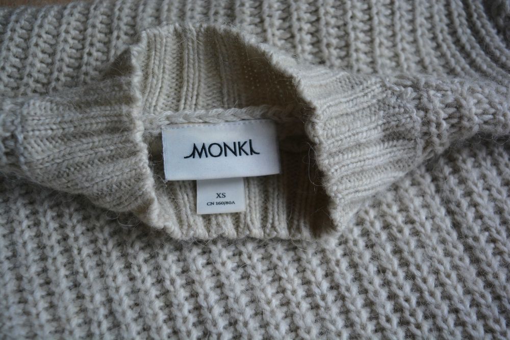 Пуловери с вълна и алпака Samsoe, Massimo Dutti, Monki, Benetton