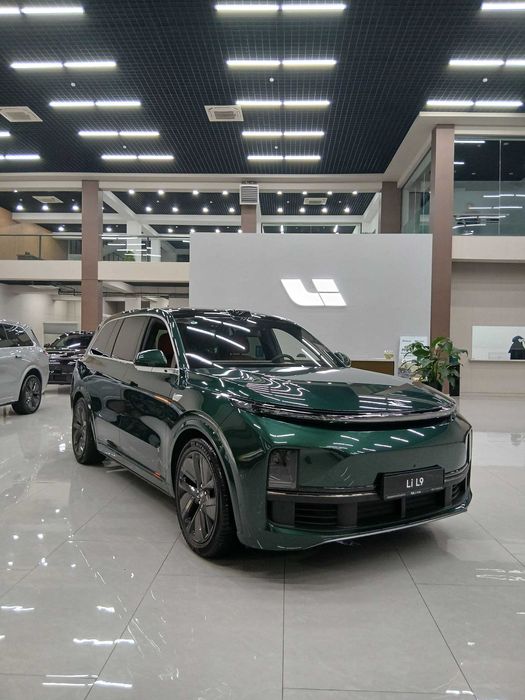 Lixiang L9 или Li 9 ULTRA суммарный запас ход до 1300 км с гарантией