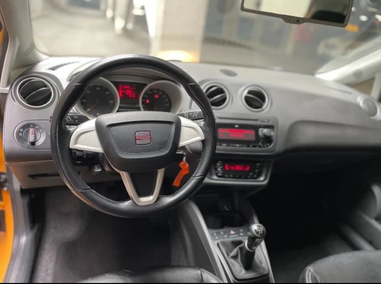 SEAT Ibiza климатроник/кожа с подгрев/автопилот/ел.огледала