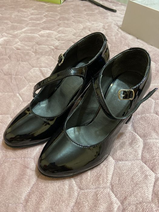 pantofi dama eleganti