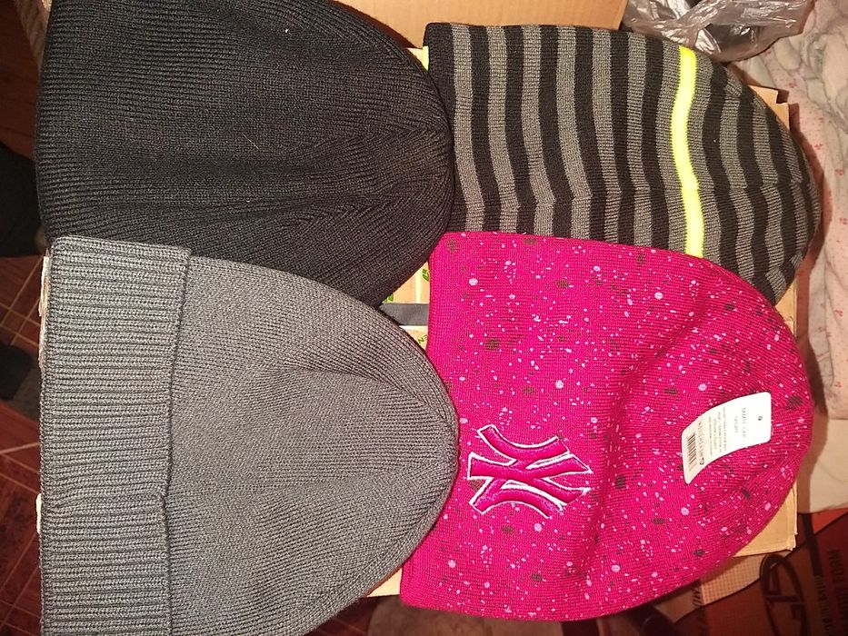 Шапочки мужские 1800т