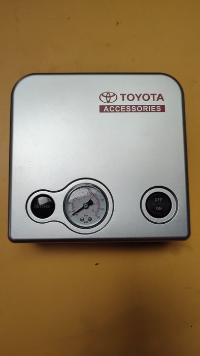 Компрессор для подкачки шин Toyota новый