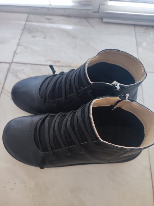 Дамски обувки. Боти естествена кожа