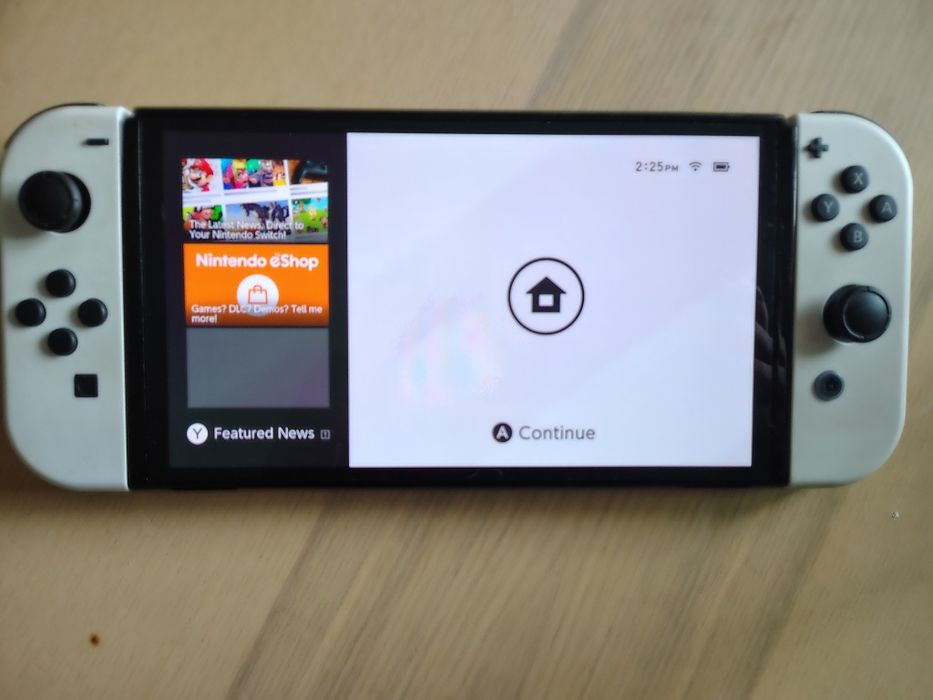 Продавам Nintendo switch OLED