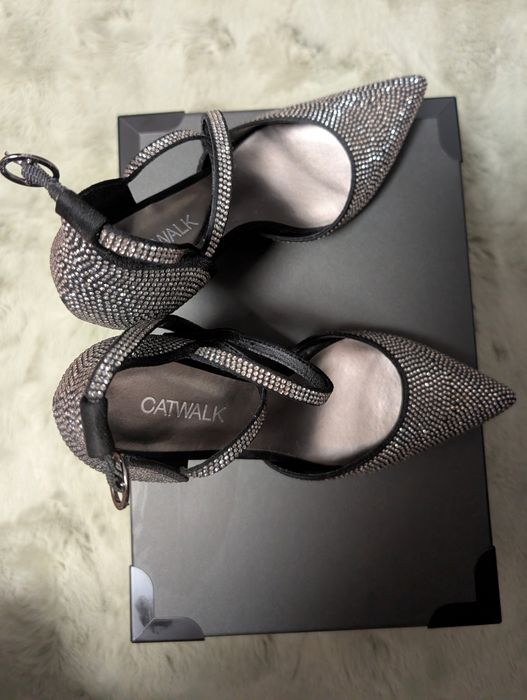 Pantofi eleganți cu strasuri – Catwalk (Deichmann) | Nr. 37