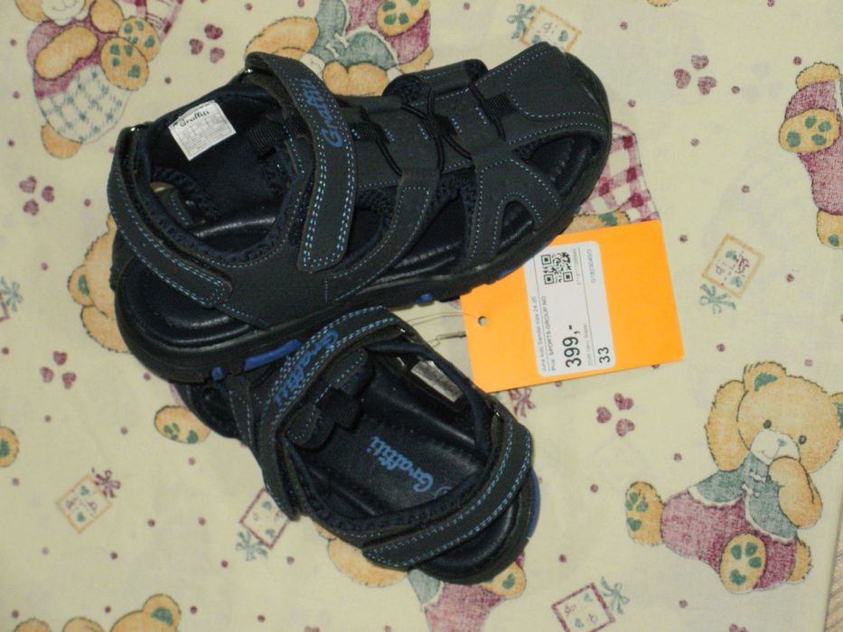GRAFFITI нови детски сандали 33