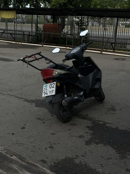 Продам скутер м8про