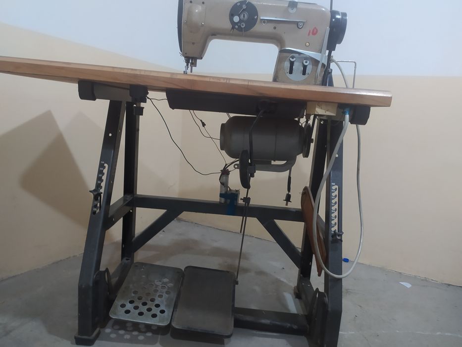 Tikuv mashinasi sotiladi 150$ yana kelishiladi