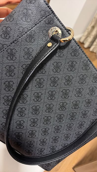 Geanta guess noua