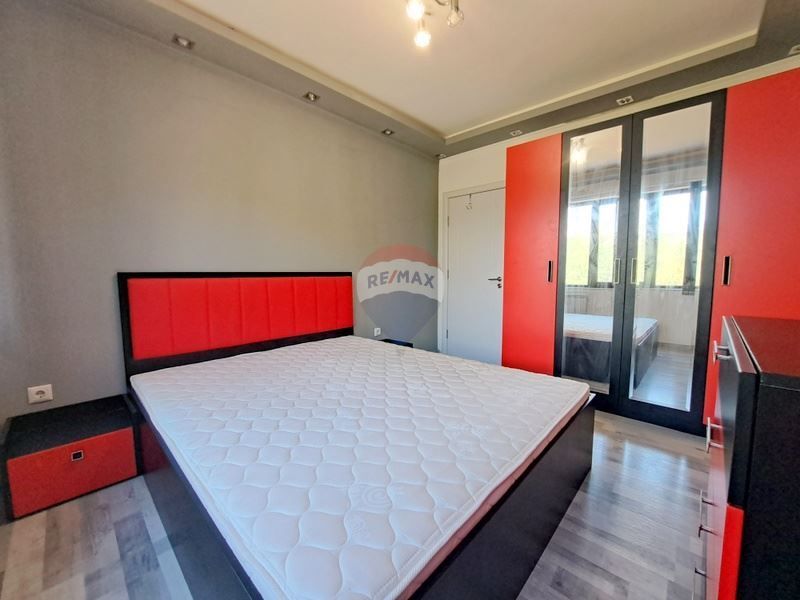 Дава се под наем Двустаен апартамент в Варна, Младост 1 - 54 кв.м за 382.5 € - Снимка #5