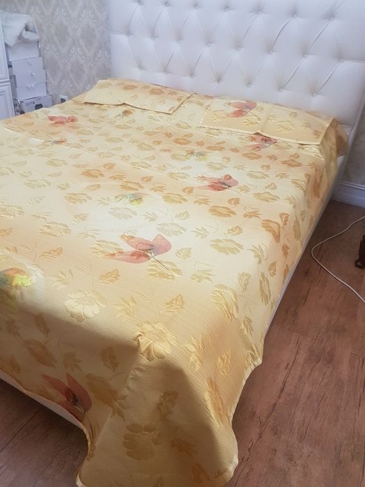 Продам новое покрывало Турция