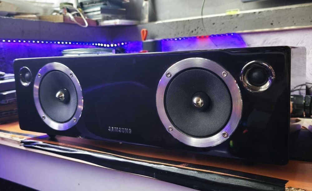 Samsung DA-E750 – хибридна лампова аудио система