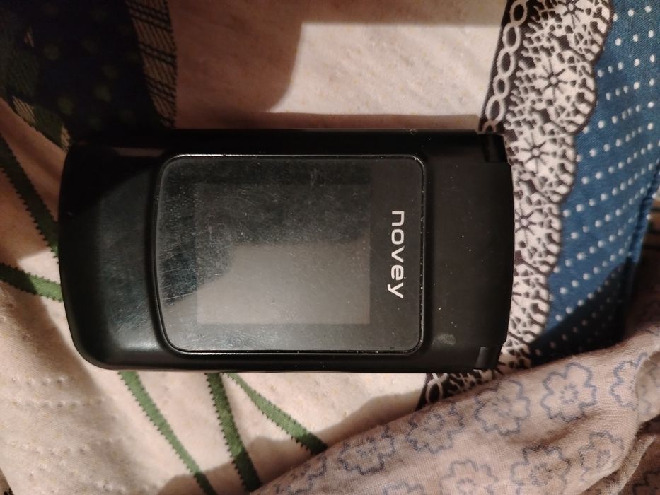 Novey telefon sotiladi xolati ishlashi a'lo