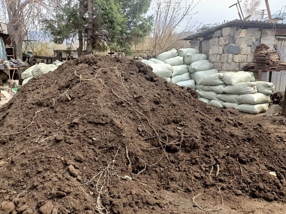 Чернозем перегной в мешках