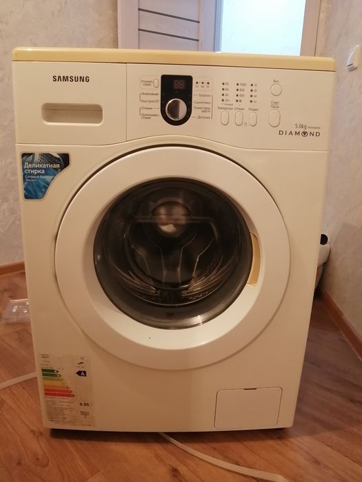 Продам стиральную машину