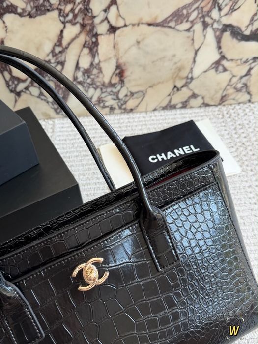 Geanta Chanel shopping bag piele naturala pe comanda