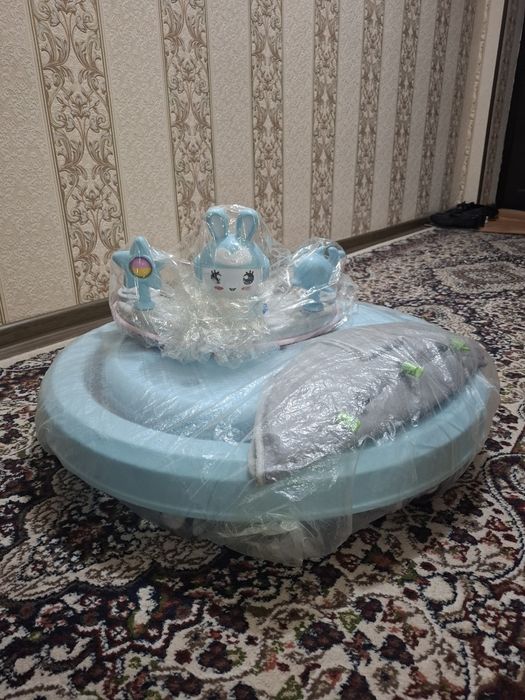 Kolyaska va xodunok sotiladi