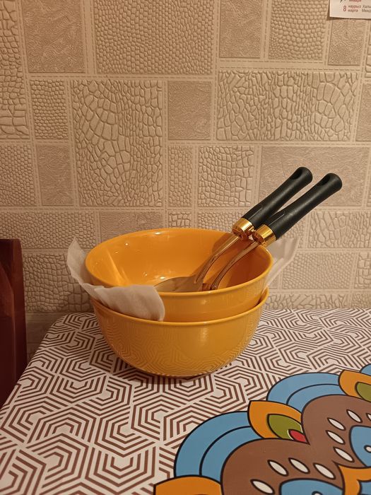 Кухонная посуда разная.