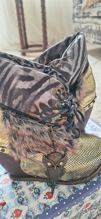 Botine deosebite Irregular Choice masura 35