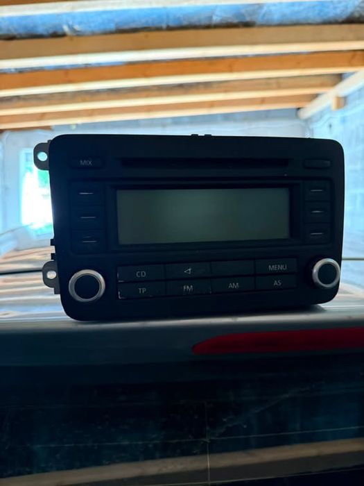 Оригинален cd player за golf 5