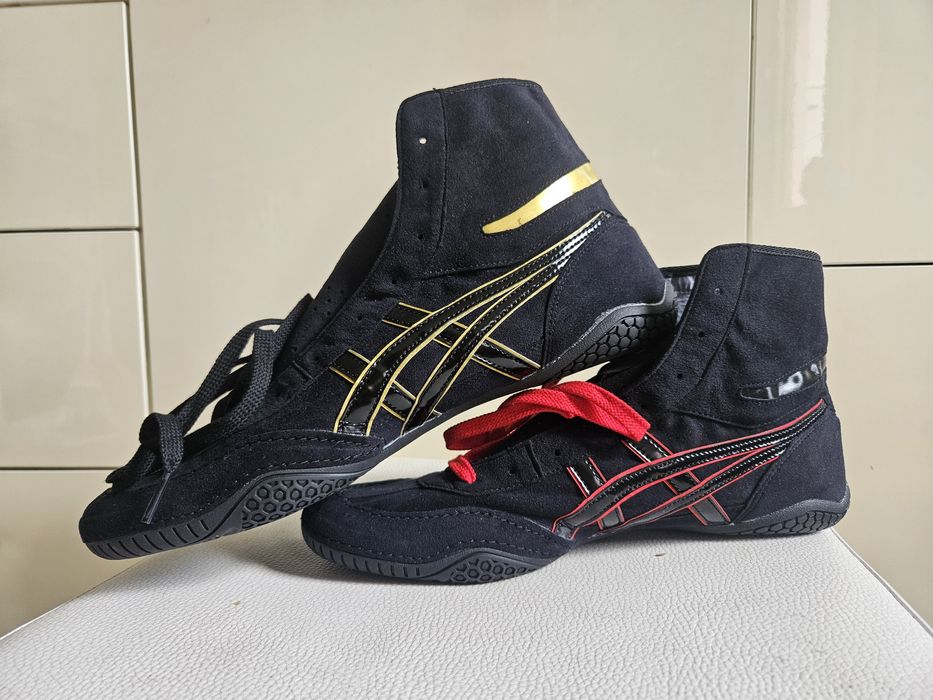 Японски борцовки Asics нови, 3 модела, големи размери