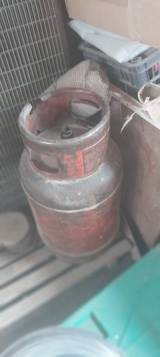 Кател газ газ балон раковина