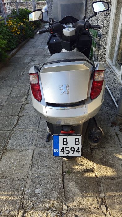 Продавам Мотор Пежо Сателис