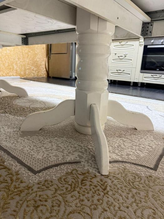 Продается стол в хорошем состоянии