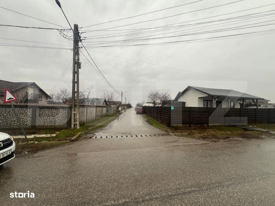 Teren intravilan, 2298 mp, strada Robanesti