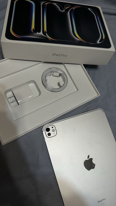 iPad Pro 11" (M4) + ПОЛНЫЙ КОМПЛЕКТ