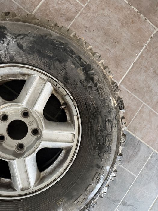 Резина r15 ford escape б/у