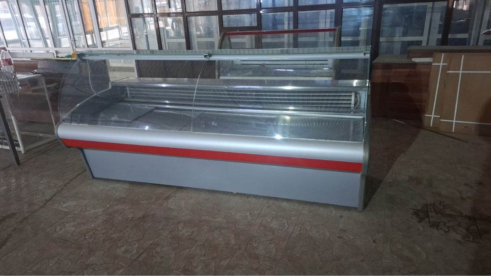 Витринные холодильники