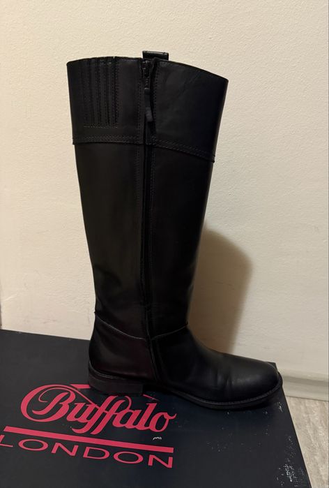 Дамски ботиши Buffalo
